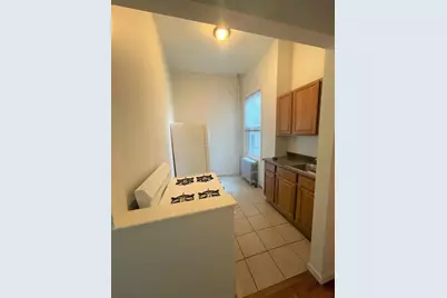 23-12 Broadway, Astoria, NY 11106 - Photo 17