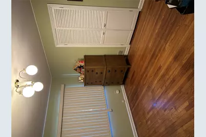 2 Yorkshire Road, New Hyde Park, NY 11040 - Photo 13