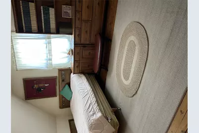 2 Yorkshire Road, New Hyde Park, NY 11040 - Photo 21