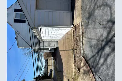 2 Yorkshire Road, New Hyde Park, NY 11040 - Photo 31