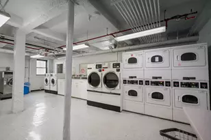 143-50 Hoover Ave, Briarwood, NY 11435 - Photo 23