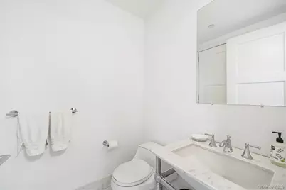 5 Renaissance Square #26B, White Plains, NY 10601 - Photo 9