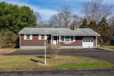 2761 Montauk Highway, Brookhaven, NY 11719 - Photo 1