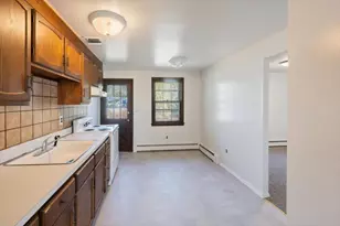 2761 Montauk Hwy, Brookhaven, NY 11719 - Photo 7