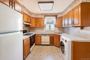 30 College Pl, Yonkers, NY 10704 - Photo 15