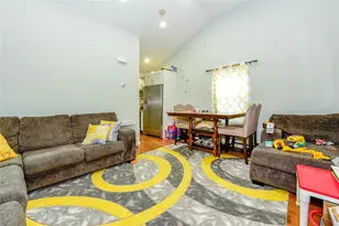 140-22 173, Jamaica, NY 11434 - Photo 13