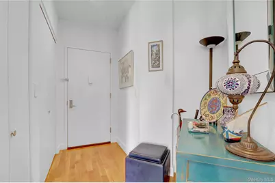 11-24 31st Avenue #10E, Long Island City, NY 11106 - Photo 3