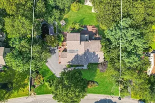 33 Peachtree Ln, Mount Sinai, NY 11766 - Photo 31