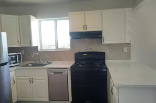 680 Wortman Ave, Brooklyn, NY 11208 - Photo 7