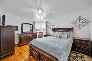 431 Kirkman Ave, Elmont, NY 11003 - Photo 15