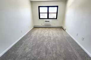 196 Sneden Pl, Spring Valley, NY 10977 - Photo 15