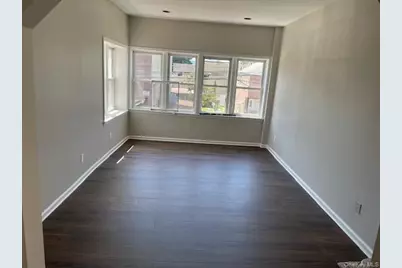 2010 Hobart Avenue, Bronx, NY 10461 - Photo 3