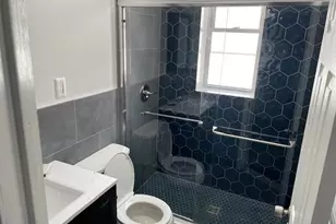 2010 Hobart Ave, Bronx, NY 10461 - Photo 7