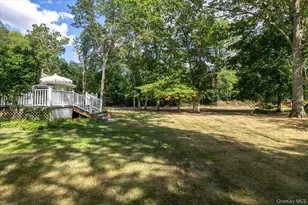 64 Sea Cliff St, Islip Terrace, NY 11752 - Photo 27