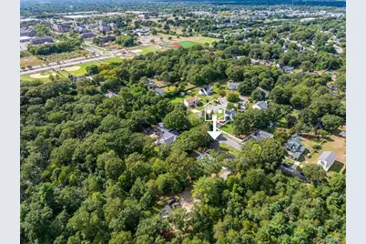 64 Sea Cliff Street, Islip Terrace, NY 11752 - Photo 33