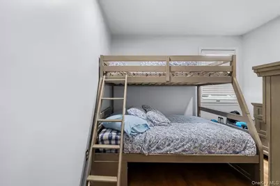 64 Sea Cliff Street, Islip Terrace, NY 11752 - Photo 23