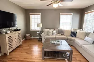 112 Laurel Valley Dr, Sag Harbor, NY 11963 - Photo 5