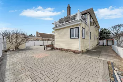 431 Kirkman Avenue, Elmont, NY 11003 - Photo 29