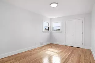 120-60 200th St, Jamaica, NY 11412 - Photo 9