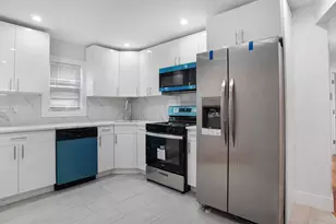 120-60 200th St, Jamaica, NY 11412 - Photo 13