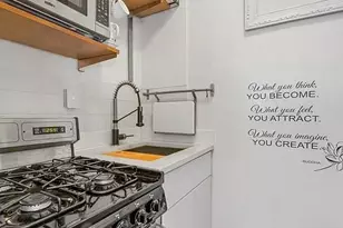 240 46 E, Astoria, NY 10017 - Photo 9