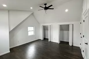 12 Meridian Rd, Levittown, NY 11756 - Photo 11