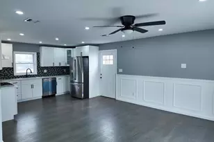 12 Meridian Rd, Levittown, NY 11756 - Photo 3