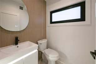 375 Loring Rd, Levittown, NY 11756 - Photo 7