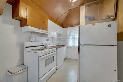 31 Edgewater Park #A, Bronx, NY 10465 - Photo 7