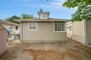 31 Edgewater Park, Bronx, NY 10465 - Photo 19