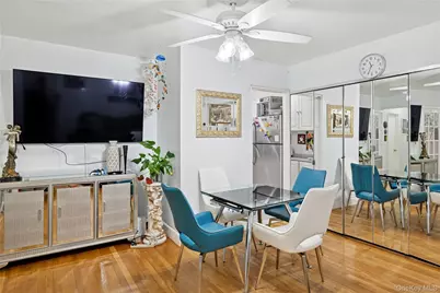 140-35 Burden Crescent #206, Briarwood, NY 11435 - Photo 3