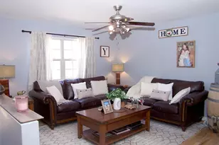 11 Doral Ln, Yaphank, NY 11980 - Photo 3