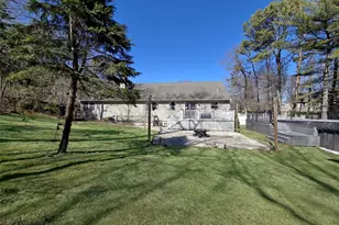 11 Doral Ln, Yaphank, NY 11980 - Photo 23