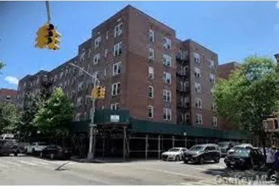 4240 Bowne St #2j, Flushing, NY 11355 - Photo 1