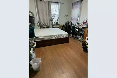 4240 Bowne St #2j, Flushing, NY 11355 - Photo 7