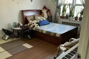 42-40 Bowne St, Flushing, NY 11355 - Photo 9