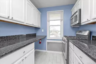 490 Atlantic, East Rockaway, NY 11518 - Photo 9