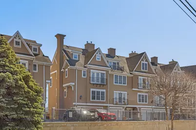 80 Old Boston Post Road #6, New Rochelle, NY 10801 - Photo 1