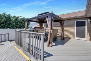 62 Lambert Ave Ave, Farmingdale, NY 11735 - Photo 11