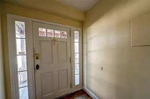 127A Barnum Ave, Port Jefferson, NY 11777 - Photo 9