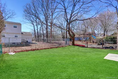 150 Moriches Avenue, Mastic, NY 11950 - Photo 27