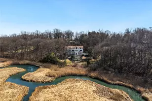 15 Hoffstot Ln, Sands Point, NY 11050 - Photo 25