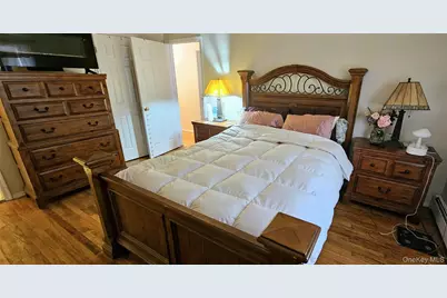 29-64 Falcon Avenue, Far Rockaway, NY 11691 - Photo 9