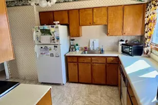 40 Church St, Central Islip, NY 11722 - Photo 7