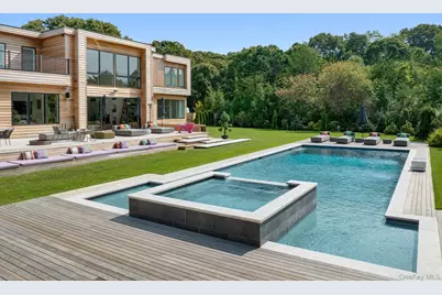 233 N Magee Street, Southampton, NY 11968 - Photo 1