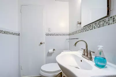 107-40 Queens Boulevard #Apt 3B, Forest Hills, NY 11375 - Photo 17