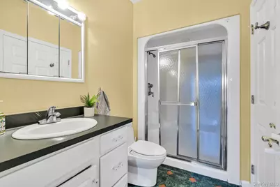 27 Overlook Road, White Plains, NY 10605 - Photo 15