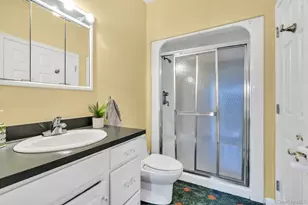 27 Overlook Rd, White Plains, NY 10605 - Photo 15