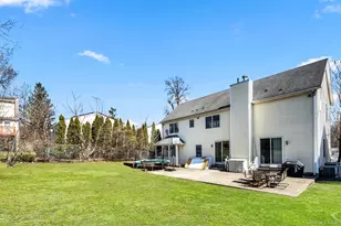 27 Overlook Rd, White Plains, NY 10605 - Photo 25