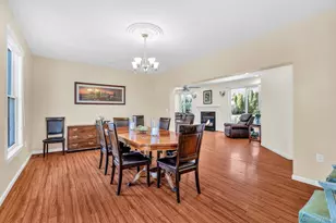 27 Overlook Rd, White Plains, NY 10605 - Photo 9